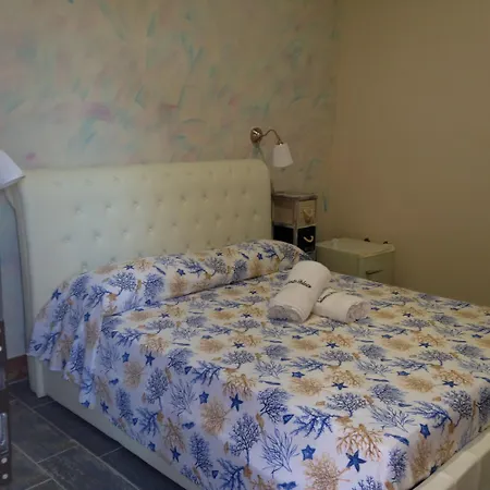 Couette-café Palace Vista Mare 3*