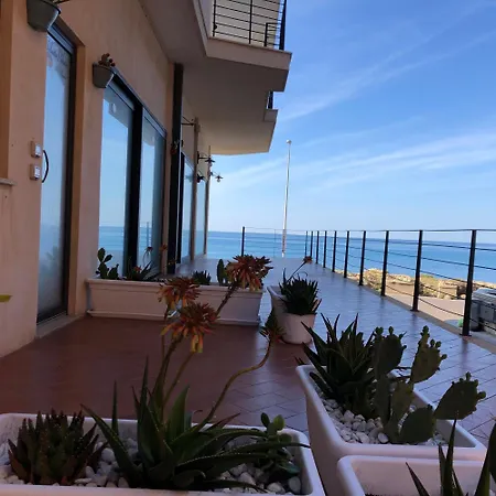 Palace Vista Mare Nocleg ze śniadaniem 3*