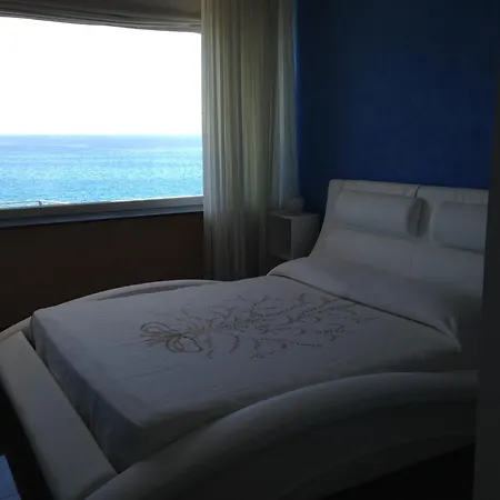 Bed & Breakfast Palace Vista Mare
